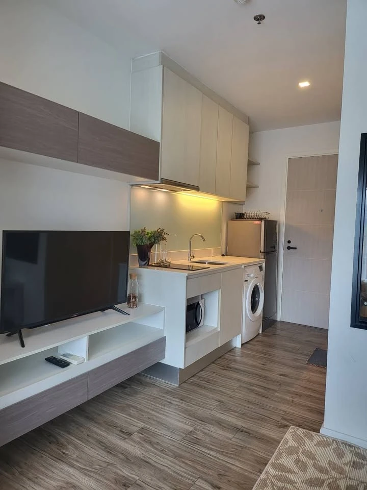 For rent: Knightsbridge The Ocean Sriracha, 6th floor, just the right height, shady and comfortable garden view, fully furnished, hurry up and grab it