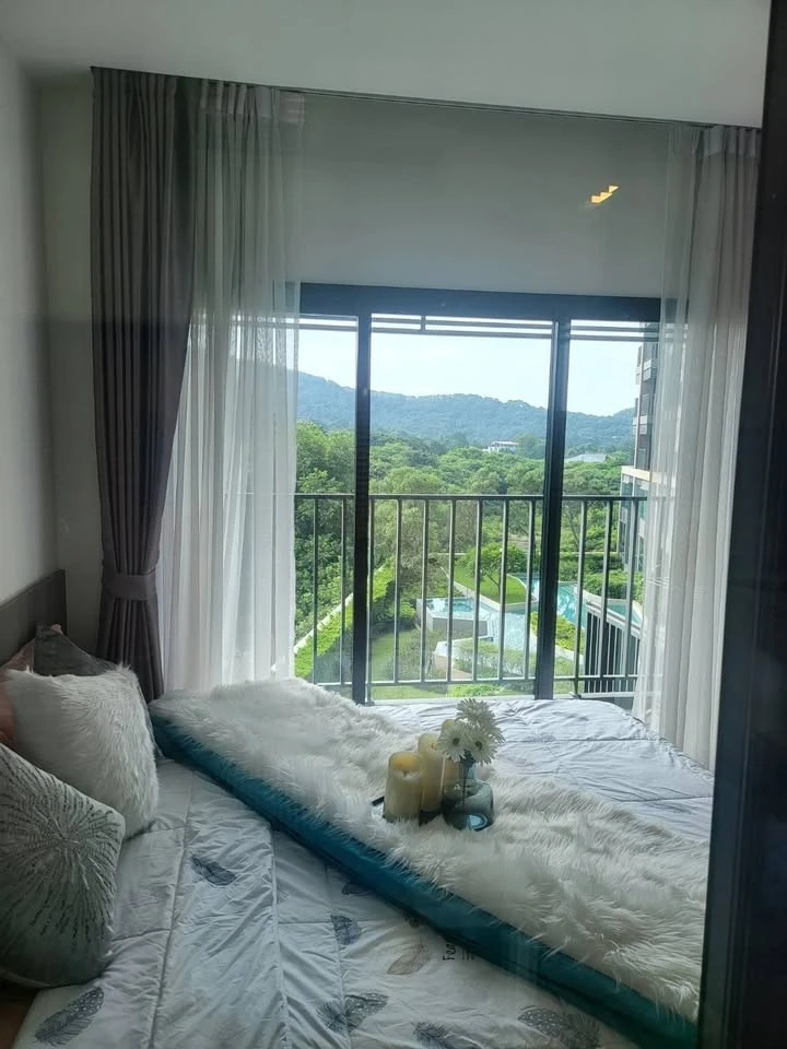 For rent: Knightsbridge The Ocean Sriracha, 6th floor, just the right height, shady and comfortable garden view, fully furnished, hurry up and grab it