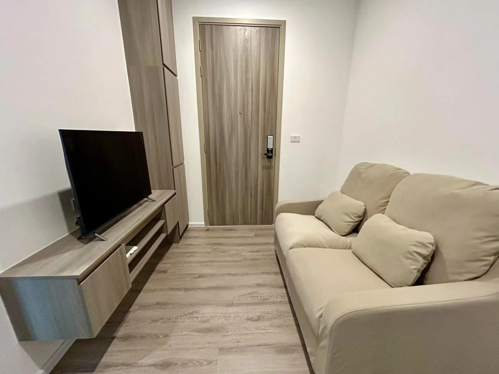 For rent: Knightsbridge Sukhumvit - Theparak. A lovely room with full amenities and a great price. Hurry and reserve now! Don't miss out!