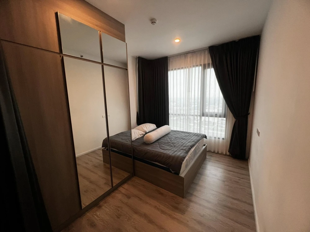 For rent: Knightsbridge Sukhumvit-Theparak, 20th floor, no blocked view, 2 bedrooms, ready to move in, giving you a sense of private luxury, very wort