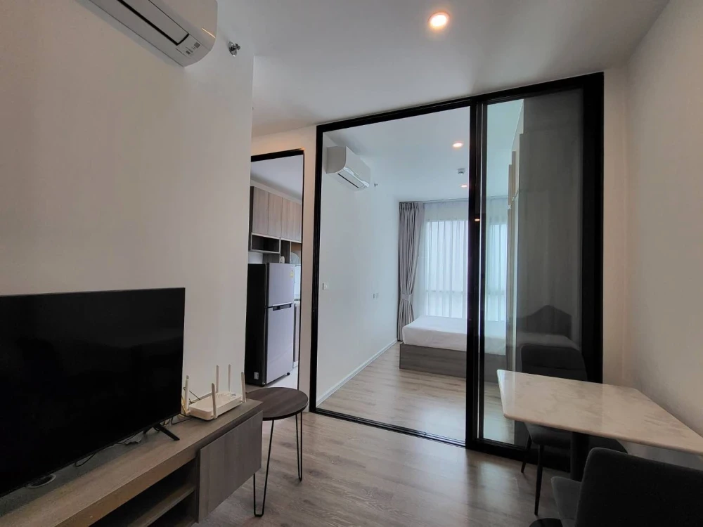 For rent: Knightsbridge Sukhumvit Theparak, room ready to move in. Complete facilities, good price, come book now, don't miss the opportunity.