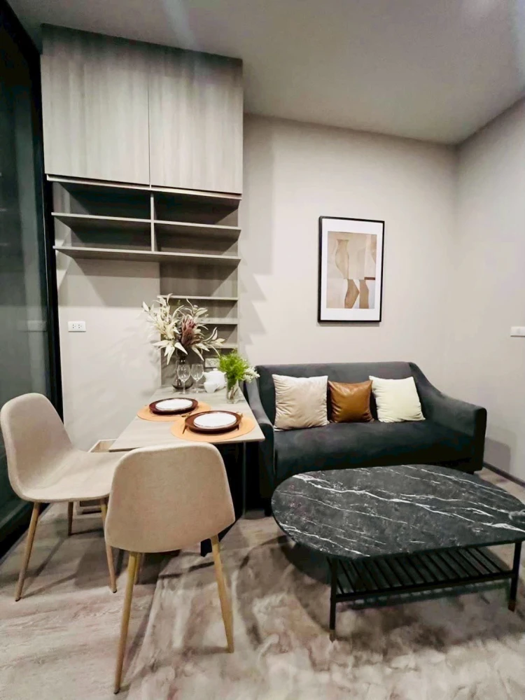 For rent: Knightsbridge Kaset Society, furnished room, ready to move in, complete facilities, hurry and book now, don't miss out.
