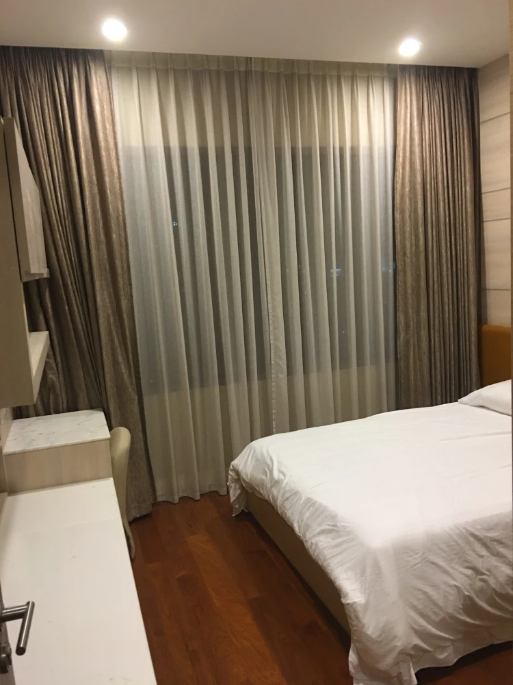 For rent Bright Sukhumvit 24, spacious room, comes with a lot of usable space, come and book, don't miss it.