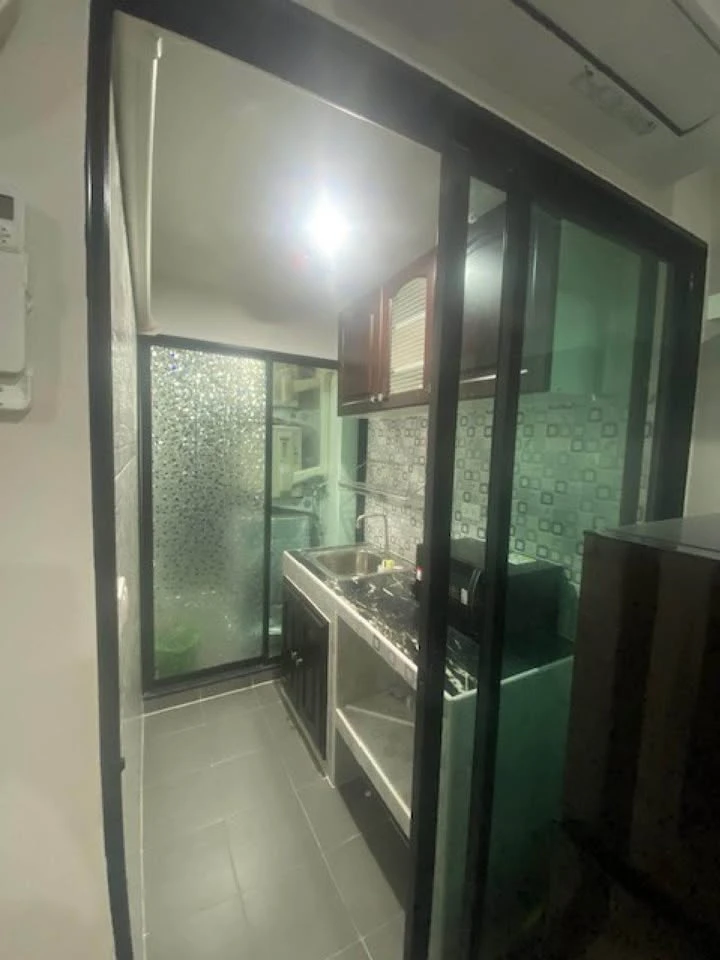 For rent, Rai Hua Mak 1, room divider, complete with furniture + electrical appliances, including washing machine. A great deal like this, you must bo