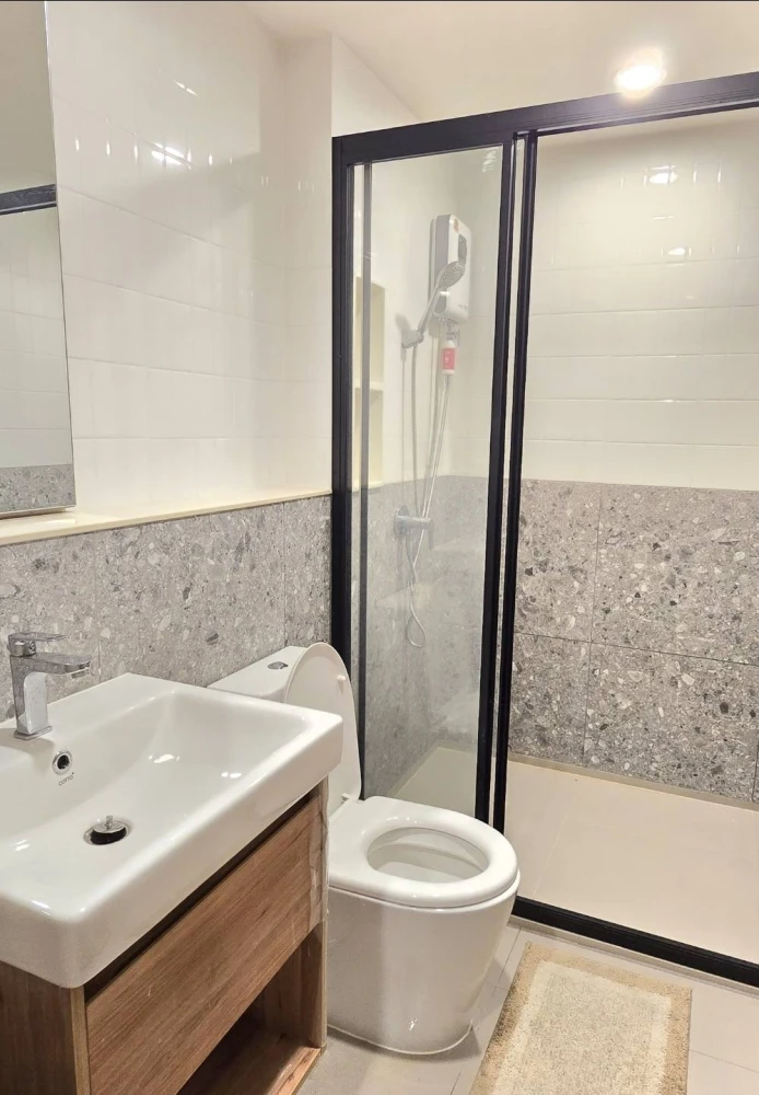 For rent: Line Vibe. Spacious and comfortable room with unobstructed garden view. Don't miss out!