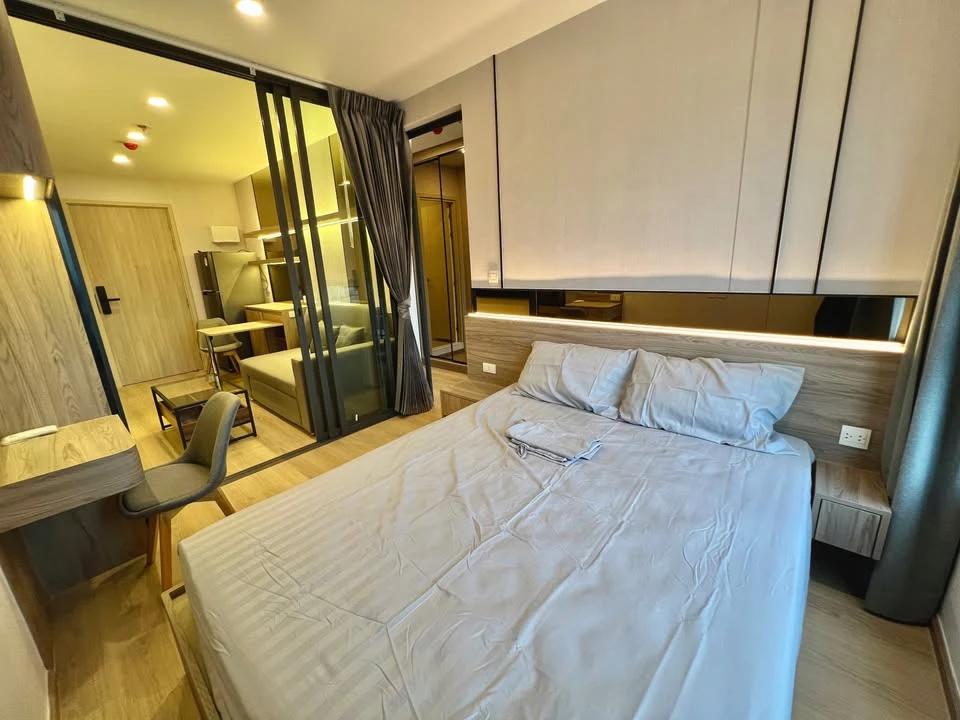 For rent: Life Rama 4 - Asoke, high floor with exclusive Chao Phraya River view, stylish interior design, reserve now! images