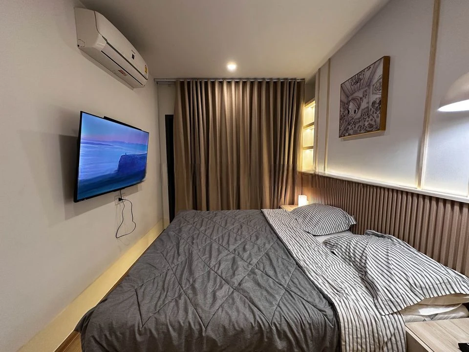 For rent: Life Rama 4 - Asoke, fully furnished, minimalist style, Bang Krachao curve view, book now!