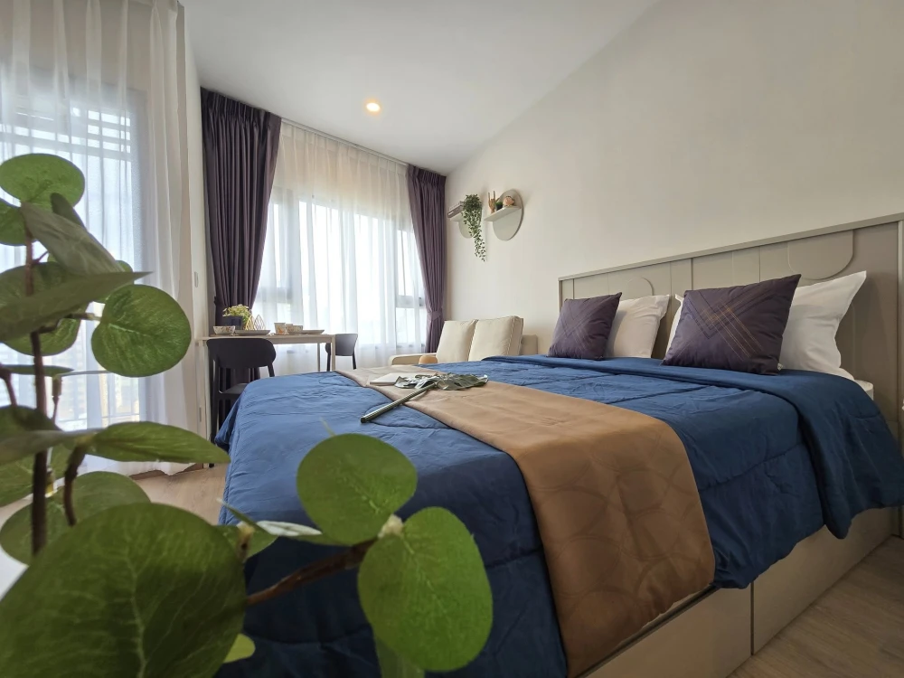 For rent: Life Rama 4 - Asoke, spacious room, well-proportioned, open view, lots of storage space, don't miss it!