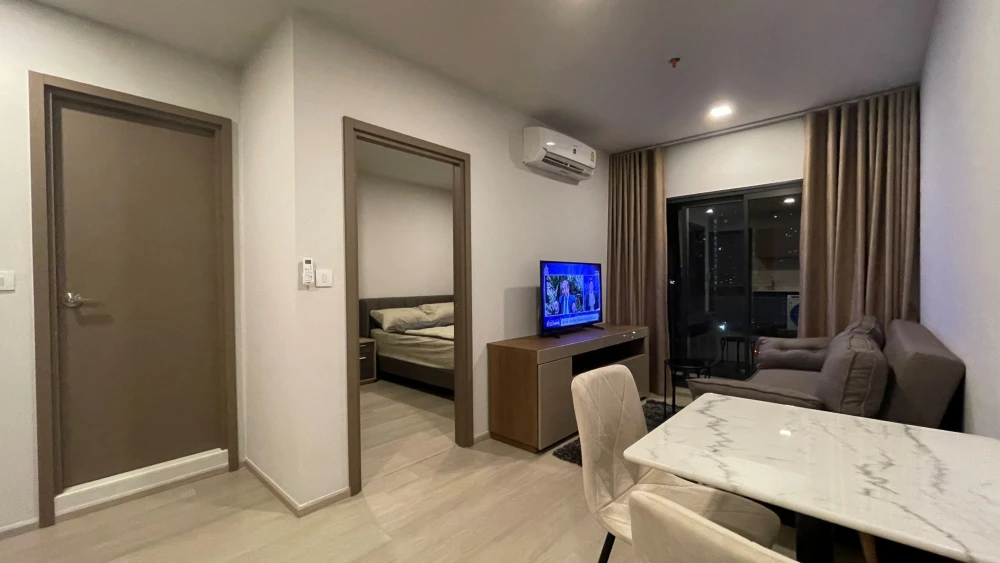 For rent: Life Phahonyothin-Lat Phrao, 14th floor, corner room, quiet, comfortable, not cramped, easy to find food, hurry and move in!