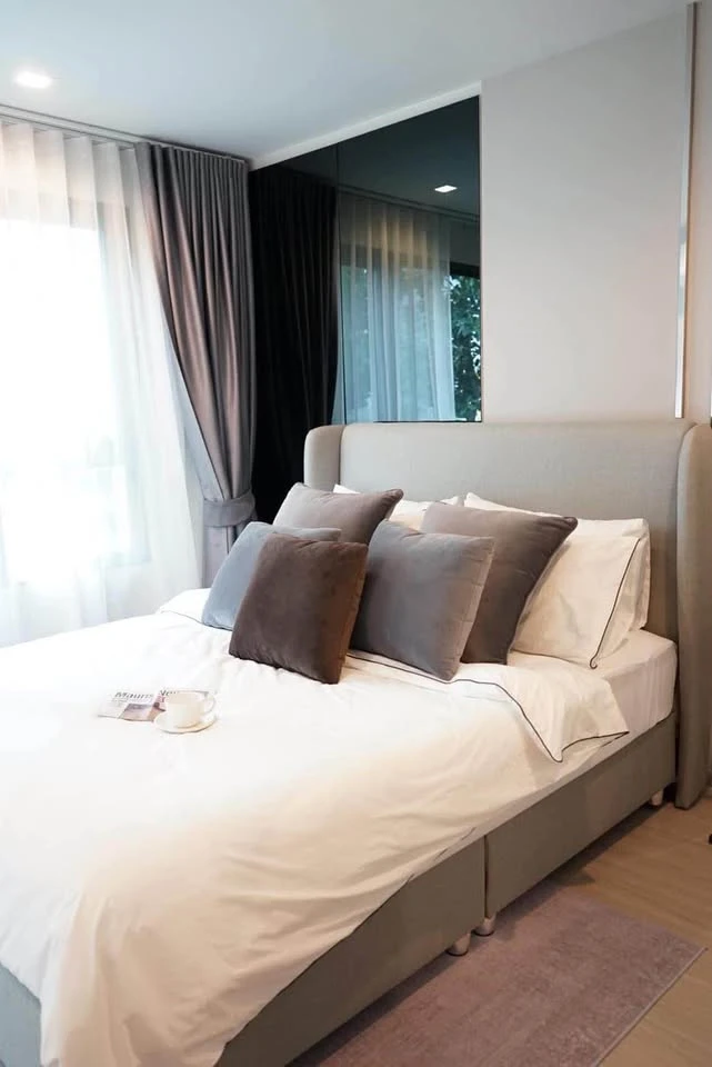 For rent: Life Ladprao, 2 bedrooms, 2 bathrooms, lots of usable space, fully furnished, don't miss it.