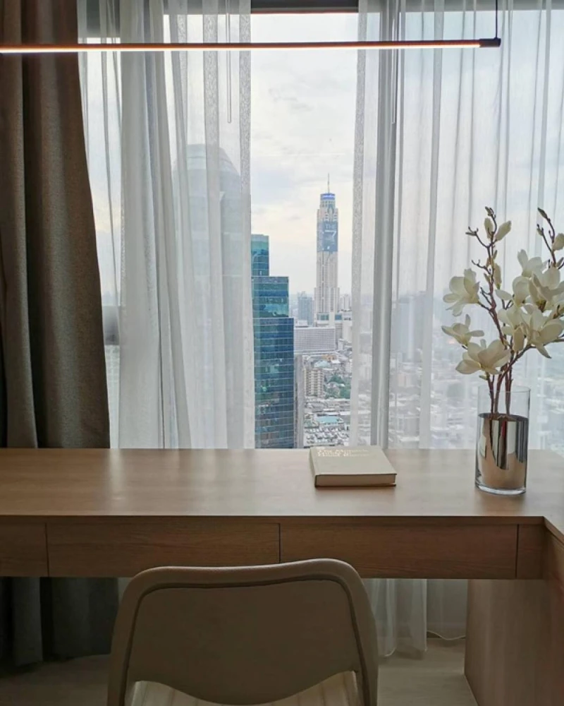 For rent: Life One Wireless, 41st floor. Beautiful room, fully furnished. Book now!