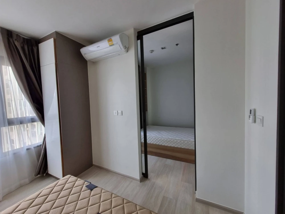 For rent: Life One Wireless, nice room, fully furnished, spacious and comfortable, high floor. Book now!