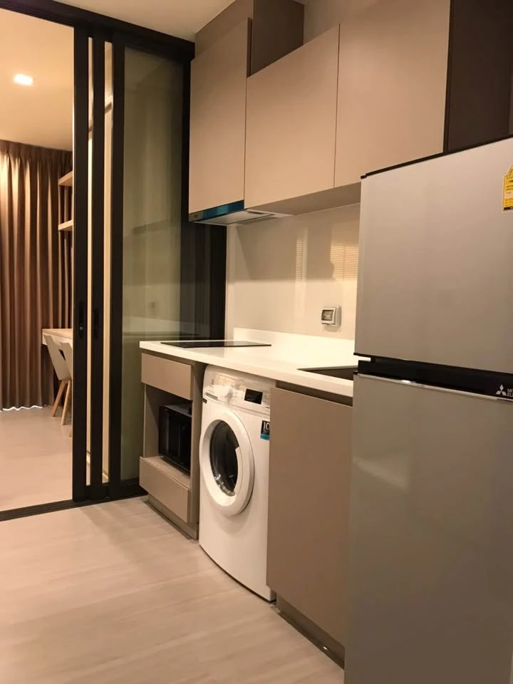 For rent: Life Sukhumvit 62, studio room, fully furnished, built-in, complete with all functions, lush garden view, hurry and reserve now!