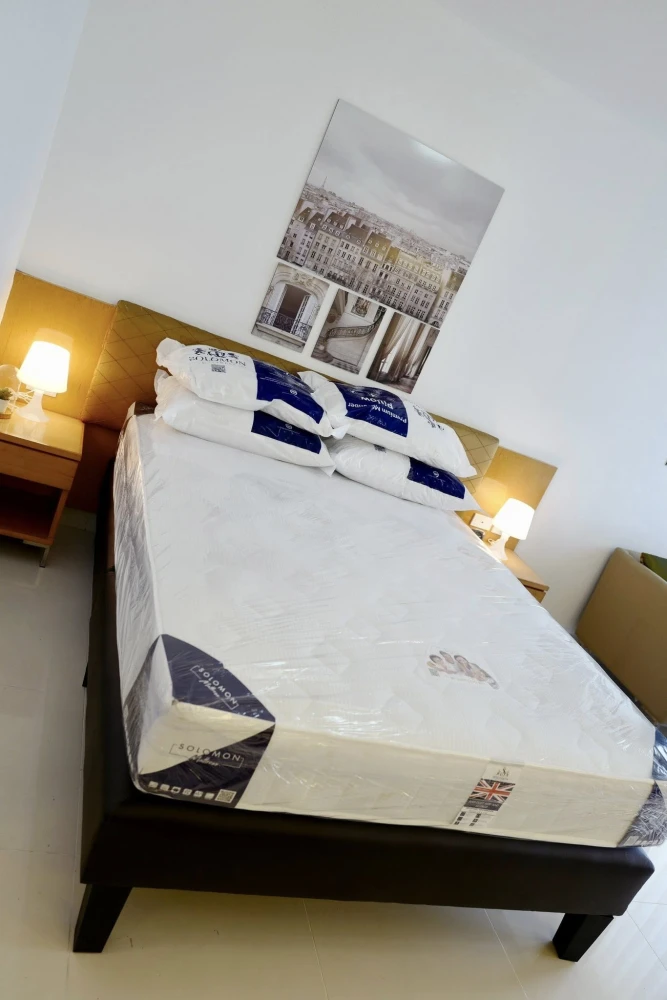 For rent: I-House Rama 9-Ekkamai, 6th floor, simply decorated, fully furnished, book now.