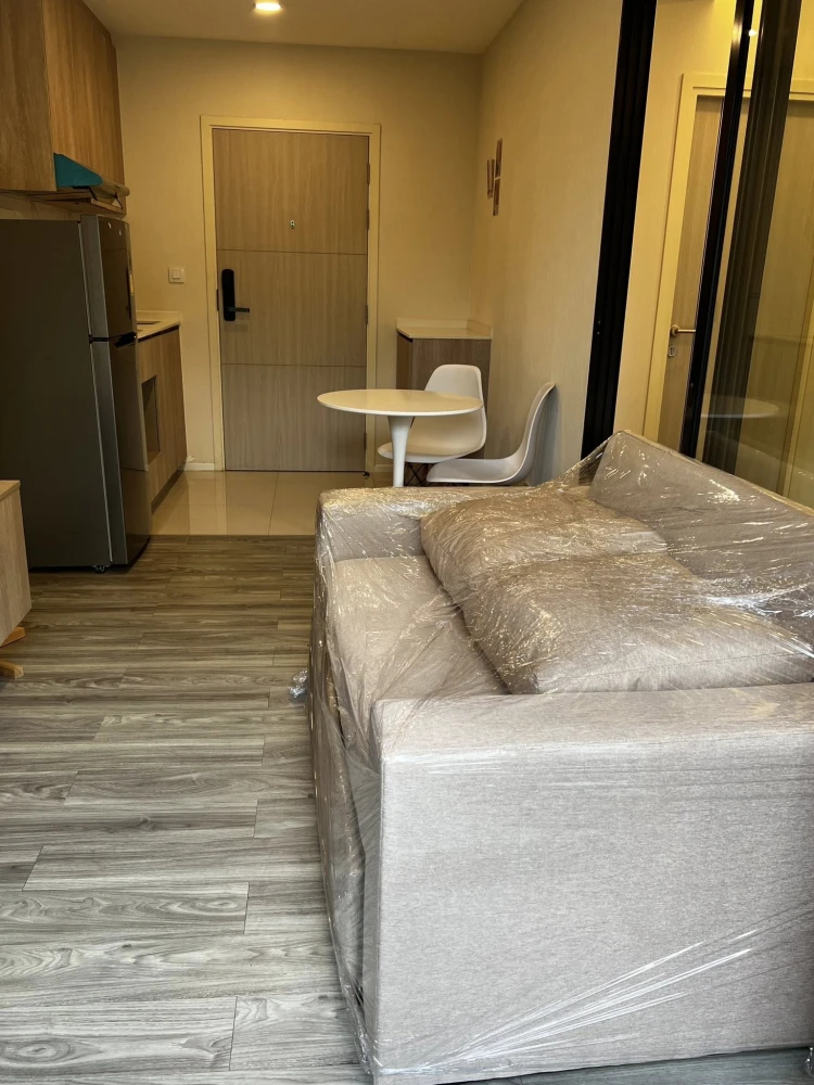 For rent: iCon Sukhumvit 77. Ready-to-move-in apartment. Spacious and comfortable. Book now before it's too late!!!