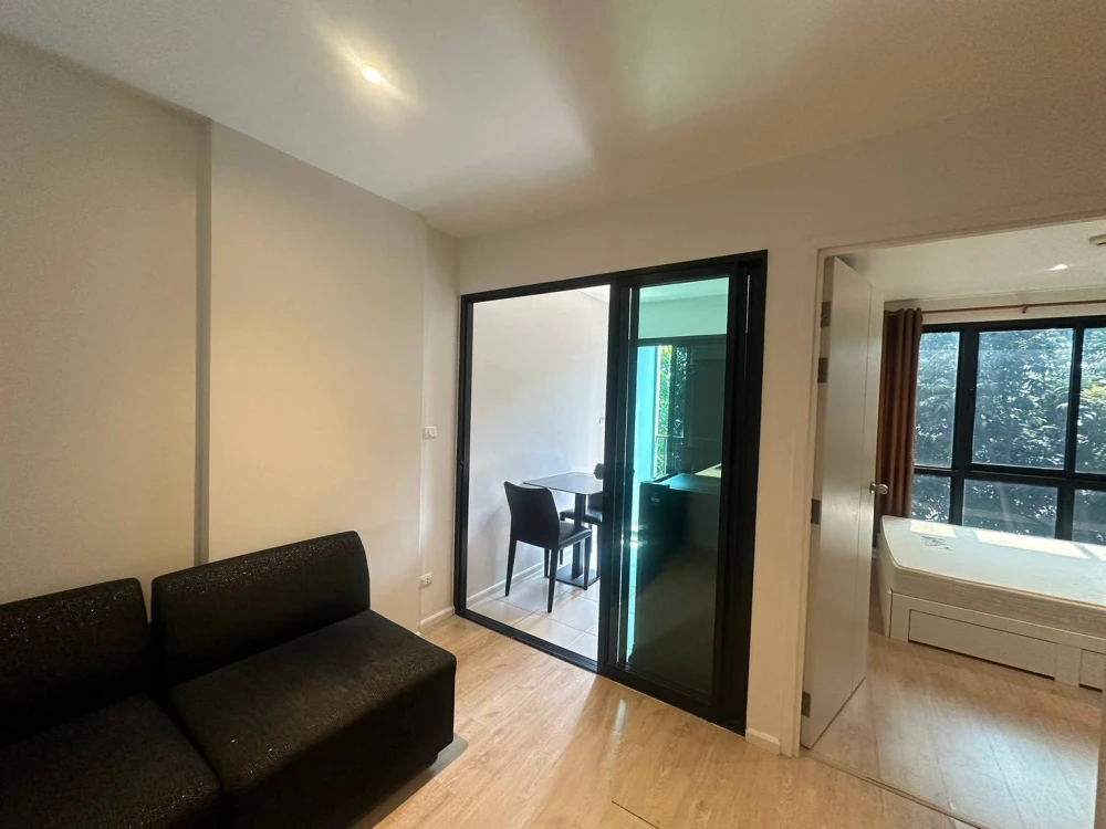 For rent: iCondo Green Space Serithai, fully furnished and equipped with appliances. Ready to move in. Affordable price. You definitely don't want to