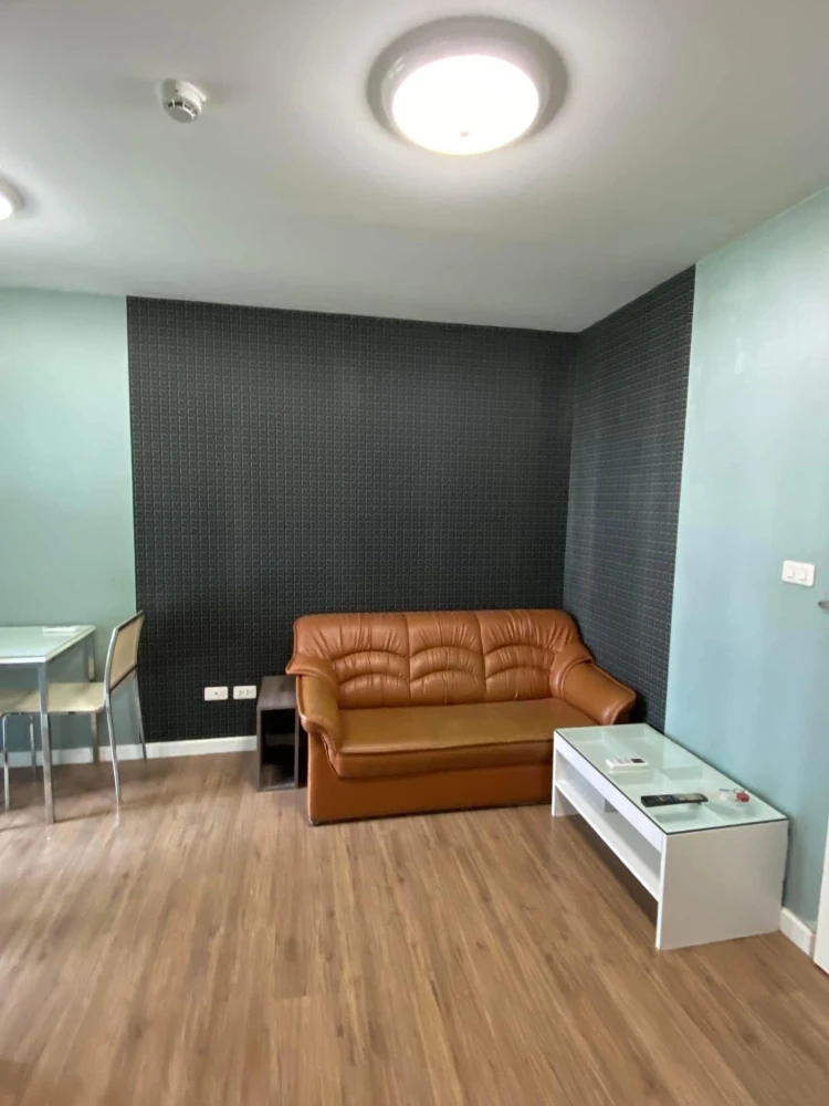 For rent, I Condo Salaya, view of trees and swimming pool, very good atmosphere, electrical appliances are ready to use, don't miss it.