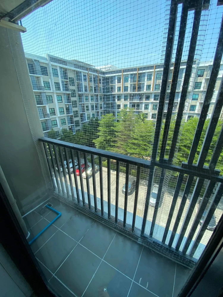 For rent, I Condo Salaya, view of trees and swimming pool, very good atmosphere, electrical appliances are ready to use, don't miss it.