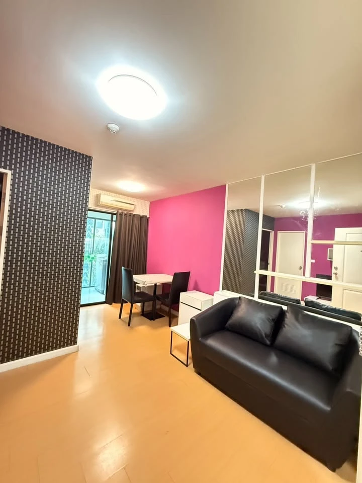 For rent: iCondo Sukhaphiban 2, bright pink room, very nice and livable, fully furnished, ready to move in!