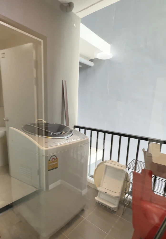 For rent!! ICONDO Sukhumvit 103, 5th floor, Building C, swimming pool view, fully furnished, ready to move in, don't miss out!!