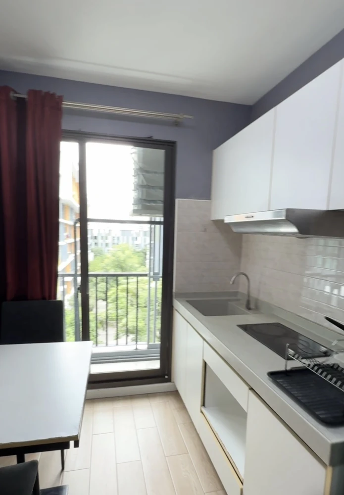 For rent!! ICONDO Sukhumvit 103, 5th floor, Building C, swimming pool view, fully furnished, ready to move in, don't miss out!!