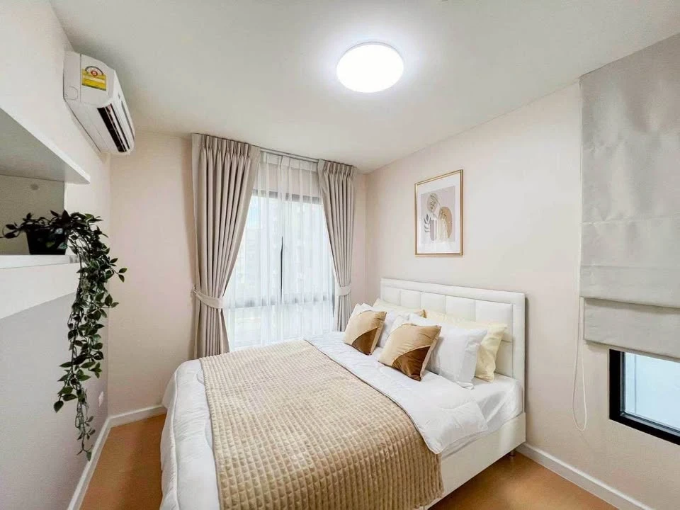 For rent!! I Condo Sukhumvit 105, 6th floor, Building A3. Beautiful unit, ready to move in. Conveniently located. Don't miss it!!