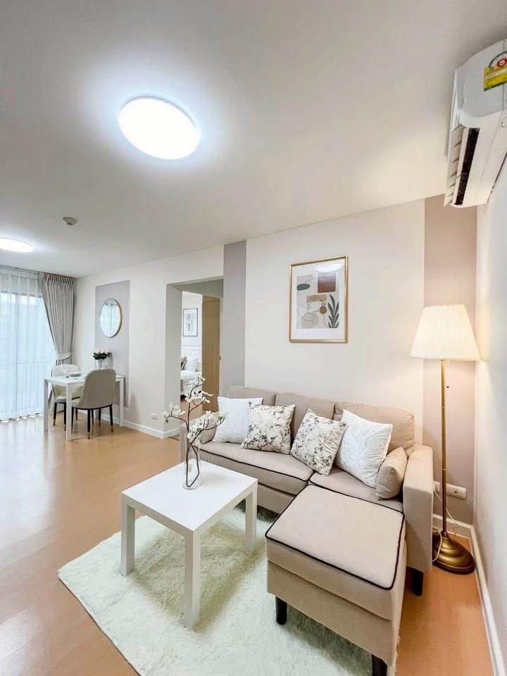 For rent!! I Condo Sukhumvit 105, 6th floor, Building A3. Beautiful unit, ready to move in. Conveniently located. Don't miss it!!