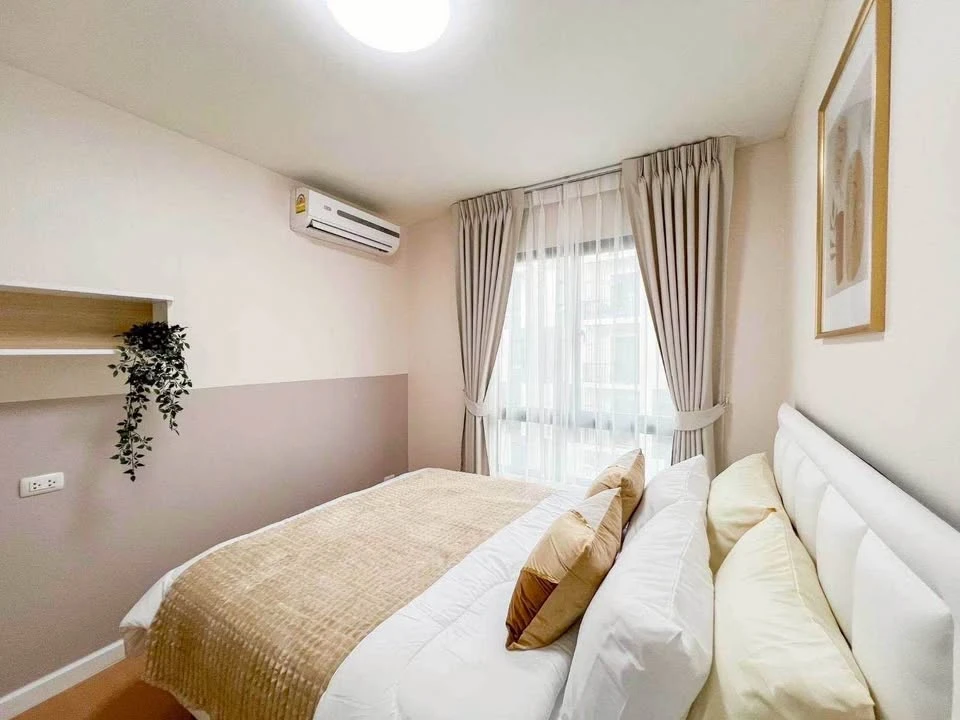 For rent!! I Condo Sukhumvit 105, 6th floor, Building A3. Beautiful unit, ready to move in. Conveniently located. Don't miss it!!