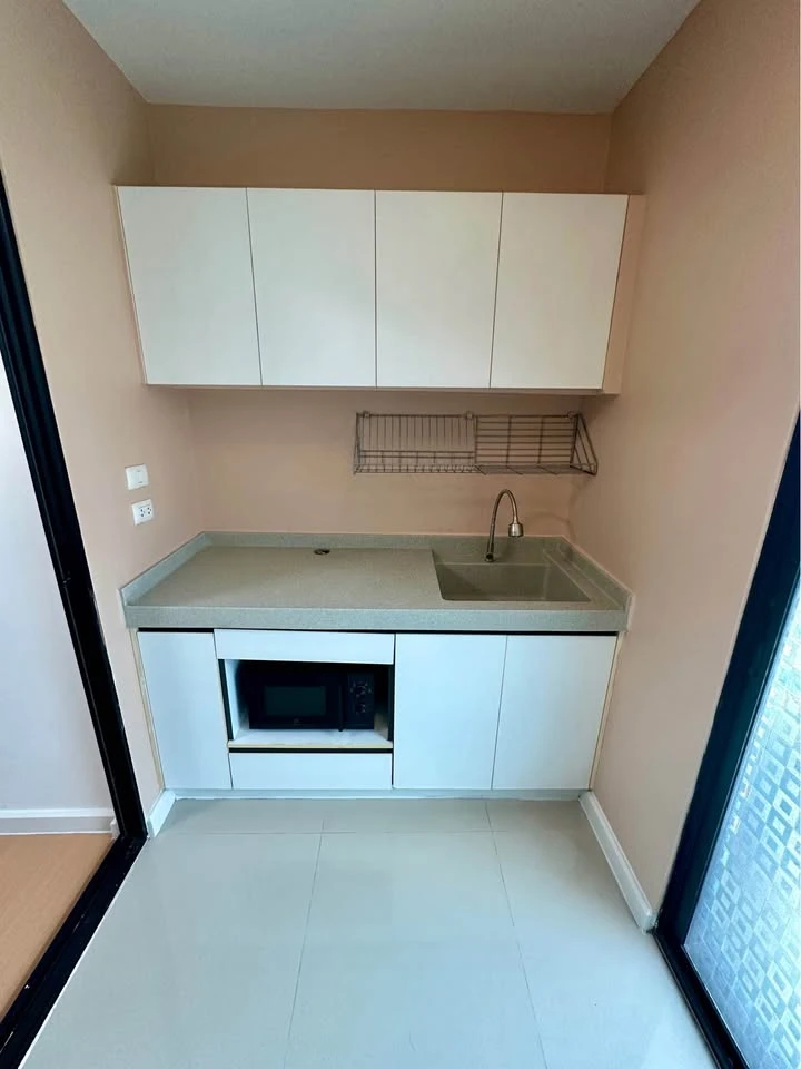 Condo for rent, I Condo Sukhumvit 105, garden view, 5th floor, near the parking building, separate rooms, very worth booking.