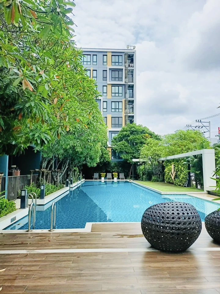 For rent, I Condo Seri Thai Green Space, ready to move in, fully furnished, reserve now.