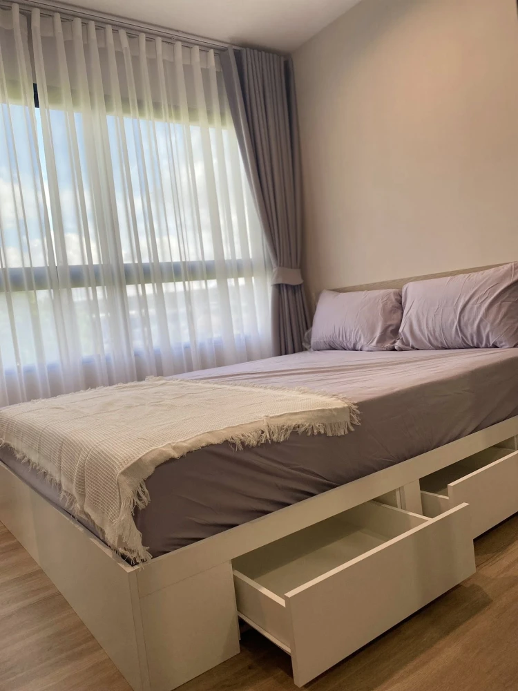 For rent: iCondo Active Pattanakarn, ready to move in, fully furnished + appliances included. Book now!
