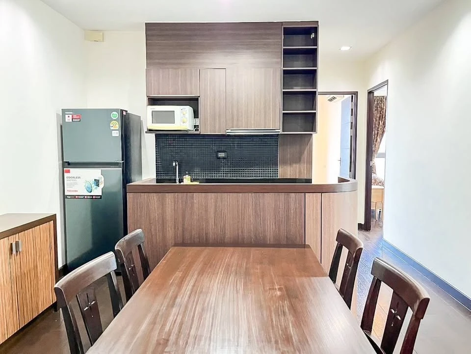 For rent: Ideo Q Phaya Thai, 19th floor, 84.5 sq m, 2 bedrooms, 2 bathrooms, fully furnished with appliances, ready to move in.