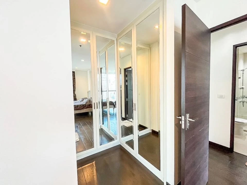 For rent: Ideo Q Phaya Thai, 19th floor, 84.5 sq m, 2 bedrooms, 2 bathrooms, fully furnished with appliances, ready to move in.