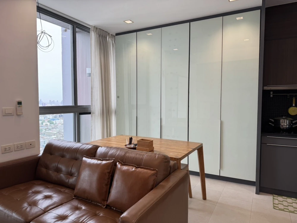 For rent, Ideo Q Phayathai, 37th floor, high floor, beautiful view, open, Duplex room, high ceiling, fully furnished, ready to move in