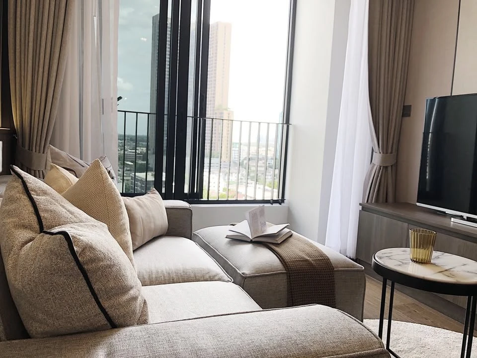 For rent: Ideo Q Sukhumvit 36. The layout is the best proportion. No block view. Clear view. Natural light. Hurry and book now.