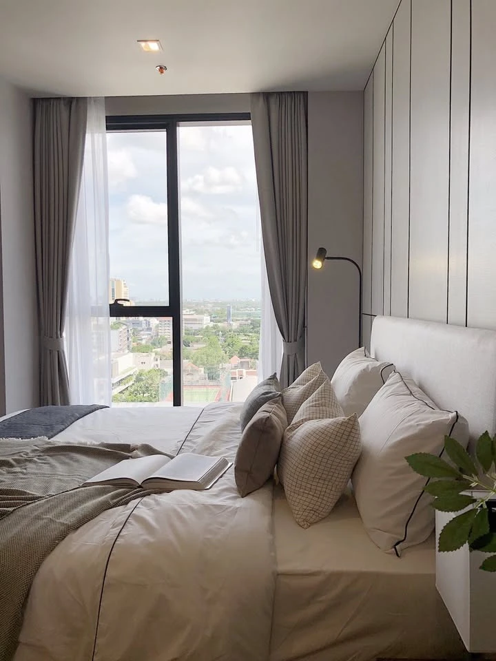 For rent: Ideo Q Sukhumvit 36. The layout is the best proportion. No block view. Clear view. Natural light. Hurry and book now.