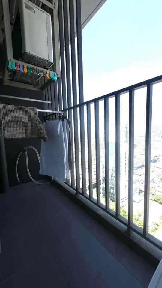 For rent: Ideo Charan 70 - Riverview, 31st floor, very high, swimming pool view, complete facilities, book now