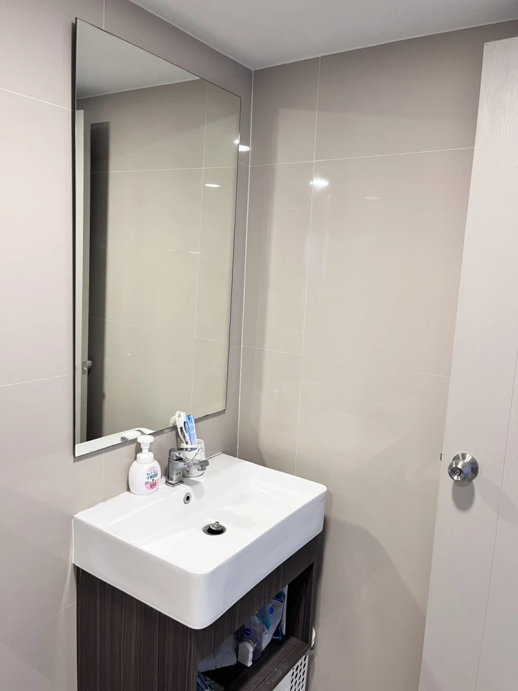 For rent: Ideo Charan 70 Riverview, Hybrid (duplex) unit on a very high floor with stunning views of the Chao Phraya River. Book now!
