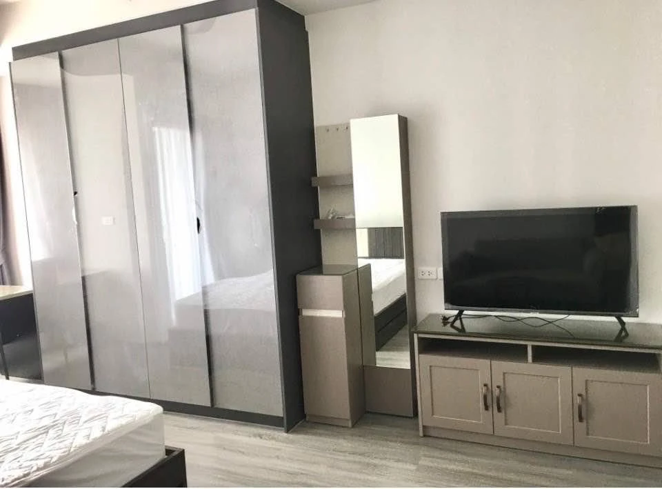 For rent: Ideo Chula Samyan, Studio 1 bathroom, fully furnished, just bring your bags and move in.