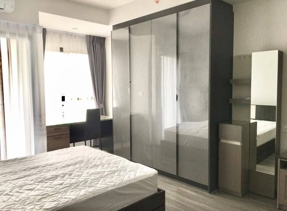 For rent: Ideo Chula Samyan, Studio 1 bathroom, fully furnished, just bring your bags and move in.