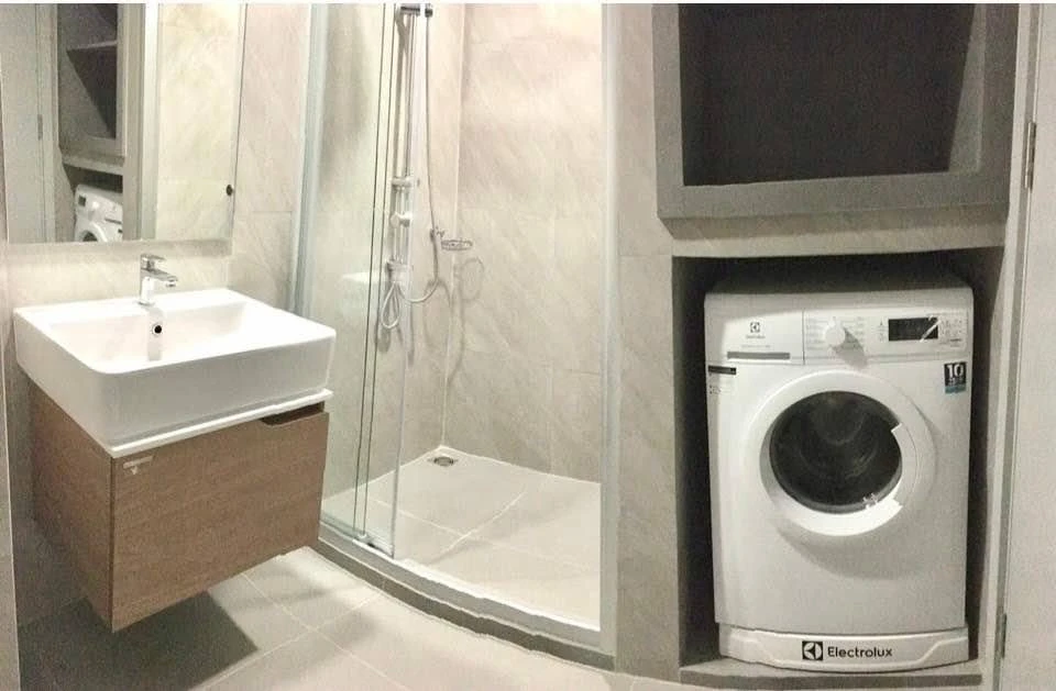 For rent: Ideo Chula Samyan, Studio 1 bathroom, fully furnished, just bring your bags and move in.