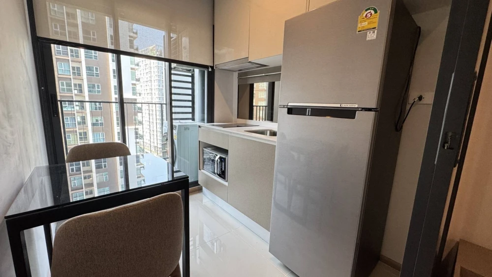 For rent: Ideo Rama 9 Asoke, ready to move in, furnished, complete with electrical appliances. Come and reserve now. Don't miss out.