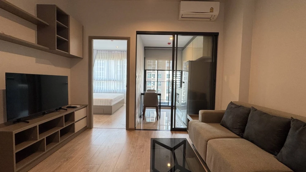 For rent: Ideo Rama 9 Asoke, ready to move in, furnished, complete with electrical appliances. Come and reserve now. Don't miss out.