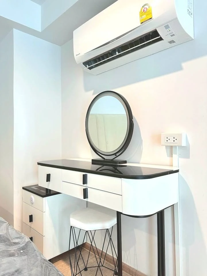 For rent: Ideo Rama 9 - Asoke, 35th floor, very high, fully furnished. If you don't reserve, you'll miss out!