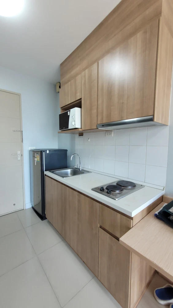 For rent: Ideo Mix Sukhumvit 103, decorated in soothing colors, complete with a full set of furniture. Hurry and reserve now!