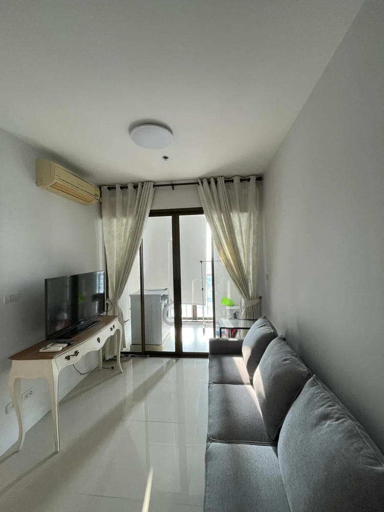 For rent: Ideo Mix Sukhumvit 103, fully furnished and equipped with electrical appliances. Book now, don't hesitate.