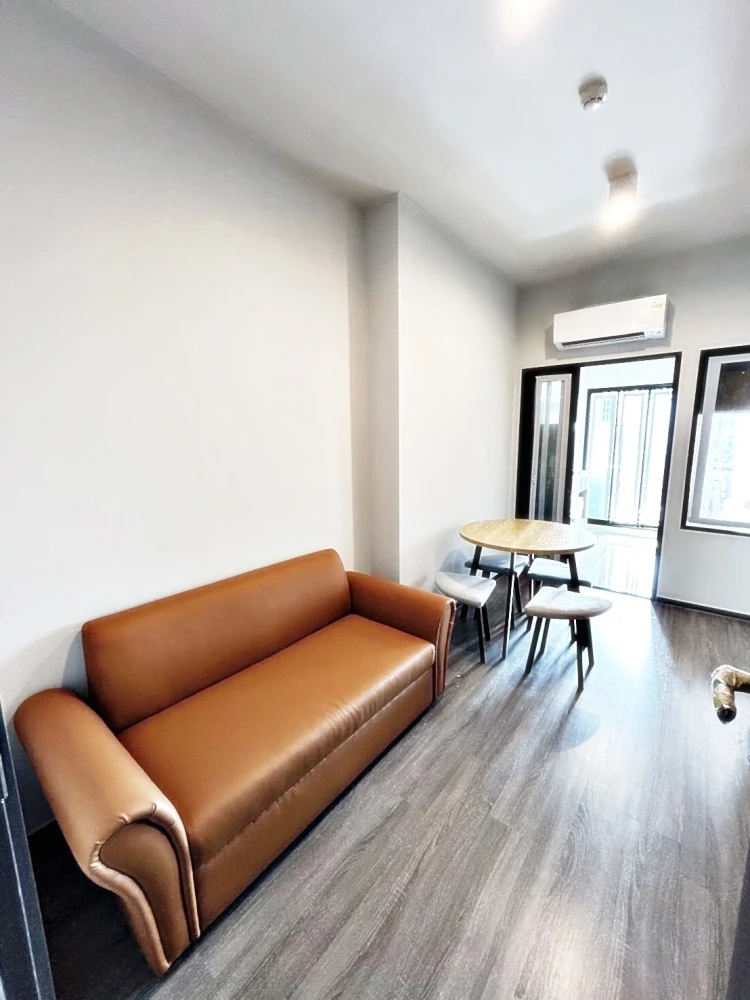 For rent!! Ideo Ramkhamhaeng - Lamsalee Station, 24th floor, beautiful room, fully furnished, ready to move in. Reserve now!!