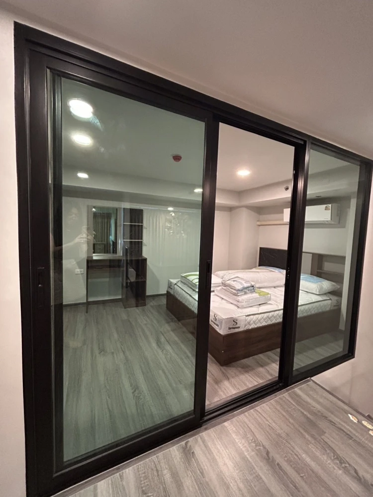 For rent!! Ideo Ramkhamhaeng - Lamsalee Station, 28th floor, beautiful room, fully furnished, ready to move in. Don't miss it!!