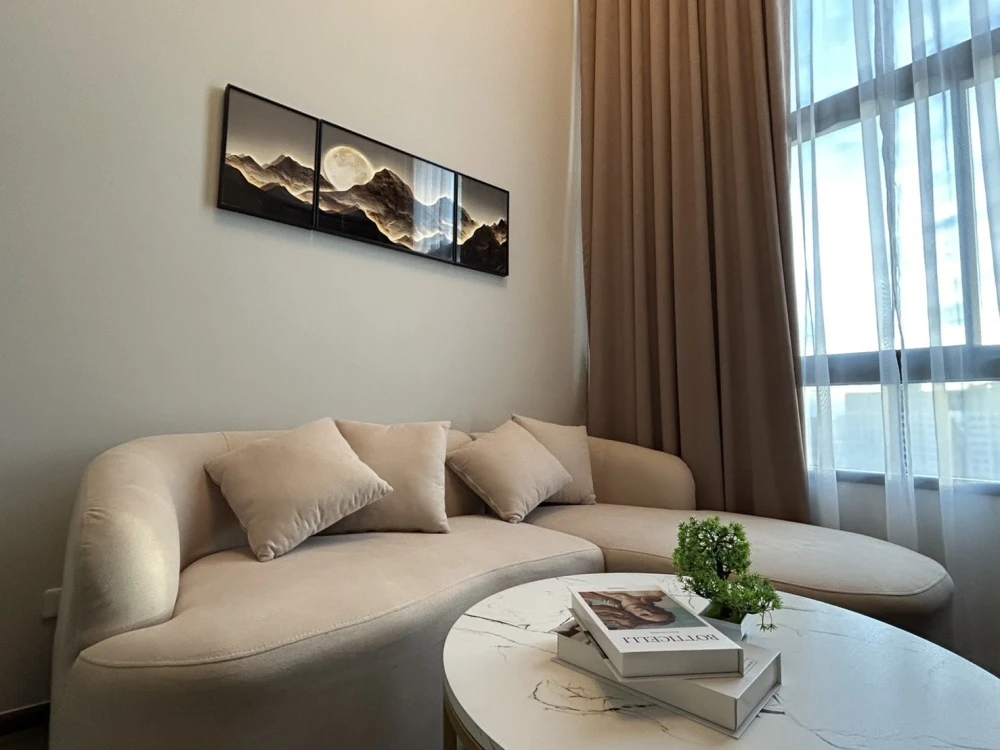 For rent!! Ideo Ramkhamhaeng - Lamsalee Station, 28th floor, beautiful room, fully furnished, ready to move in. Don't miss it!!