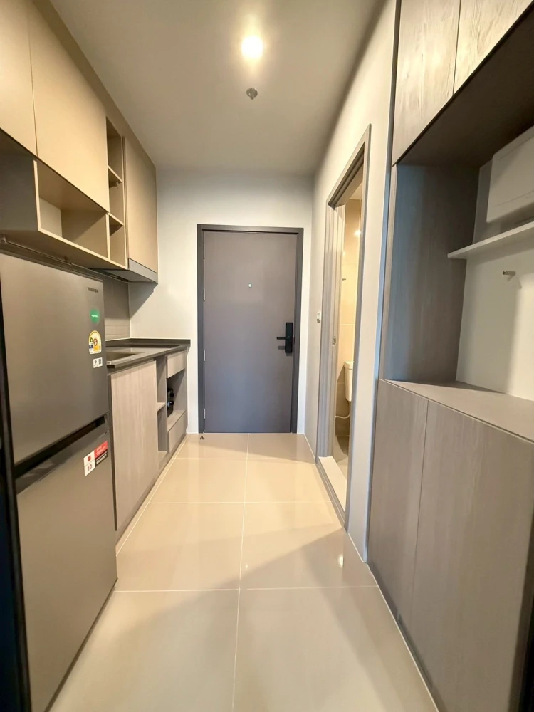 For rent: Ideo Ramkhamhaeng - Lamsalee Station, front view, swimming pool, fully furnished and appliances, ready to move in.